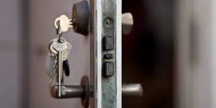 Community Locksmith Store South Windsor, CT 860-261-9295 Community Locksmith Store South Windsor, CT 860-261-9295 - key-making